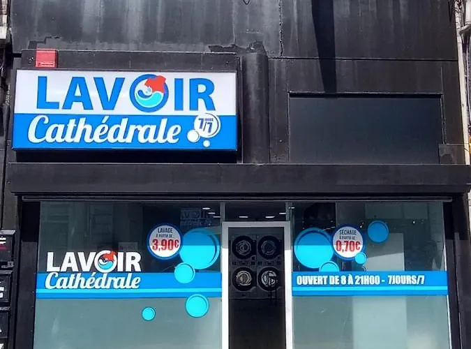 Charmant Duplex à 200m De La Cathédrale Apartamento